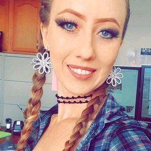 Meet your Posher, Vanessa